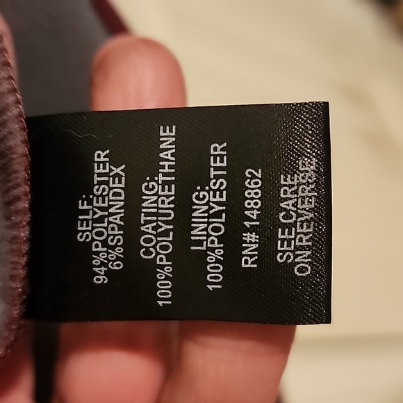 Torrid Zinfandel Faux Leather Peplum Top 3 3x 22/24 - Picture 3 of 7